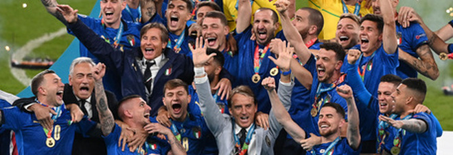 Italia campione d'Europa: domani in edicola con Il Messaggero l inserto sul trionfo azzurro