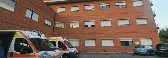 Volo dal quarto piano dell'ospedale di Cassino: muore un 68enne