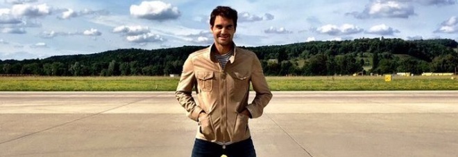 L'omaggio di Federer ai Cavs: «Una scarpa di LeBron e una di Irving»