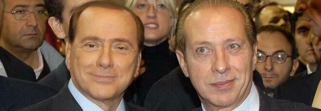 Berlusconi positivo al Covid, il fratello Paolo: «Non ha idea di come abbia preso il virus»