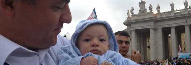 Giovanni Paolo ha 3 mesi: è il pellegrino più giovane di San Pietro