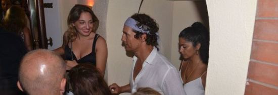 Leonardo Di Caprio e McConaughey a Capri, mimetizzati alla Taverna Anema e Core