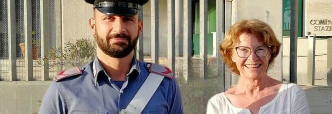 I carabinieri ritrovano il portafogli smarrito con il biglietto aereo per la Germania, turista tedesca torna a Terracina per ringraziarli di persona