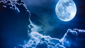 Notte di Pasqua con la Luna blu: levento non si ripeterà fino al 2020